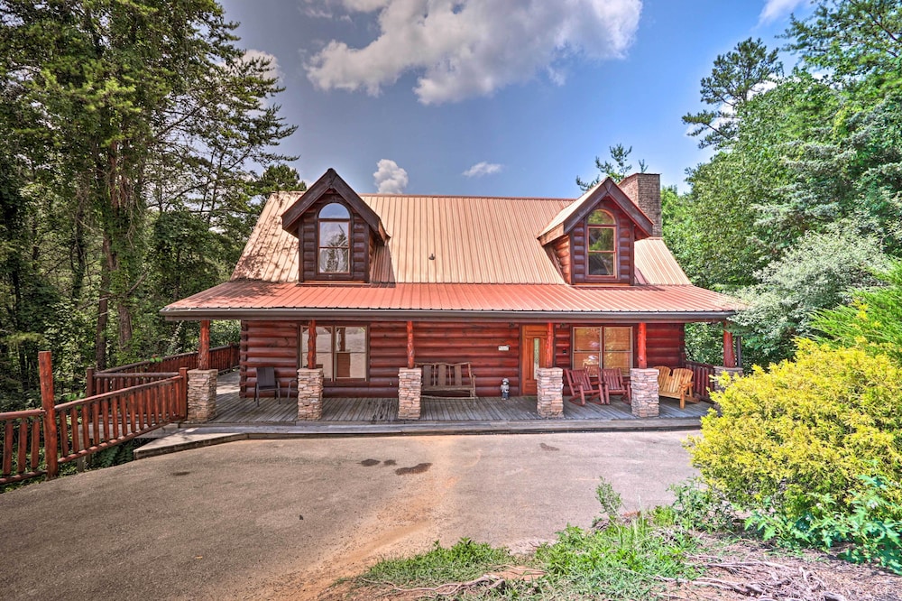 Pigeon Forge Getaway w/ Covered Patio & Hot Tub! view 3