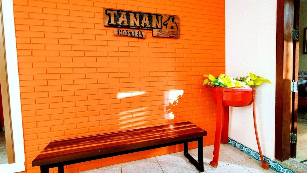 Tanan Hostel