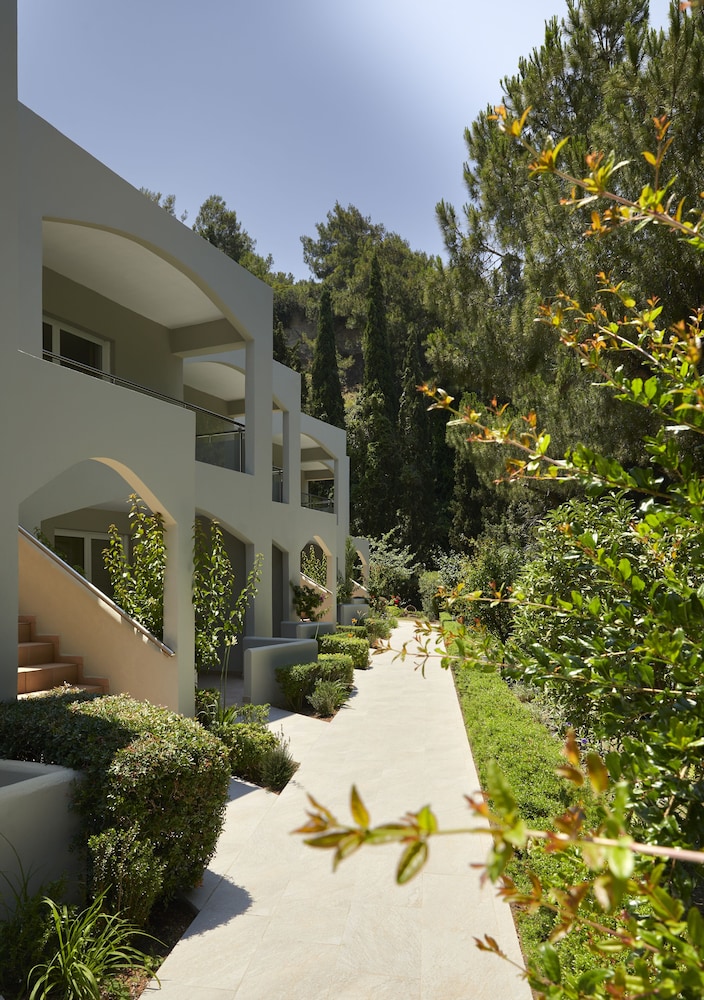 Hotel Amus Hotel & Spa - Image 1