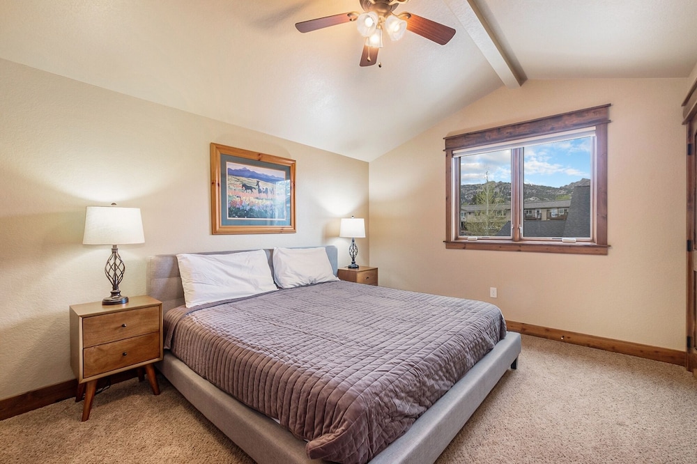 Twin Pines -- Ev 6123 3 Bedroom Townhouse by RedAwning - Property Image 31