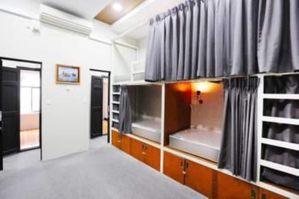 Little Yangon Hostel