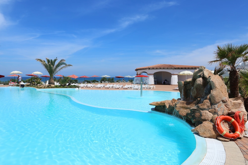 La Plage Resort