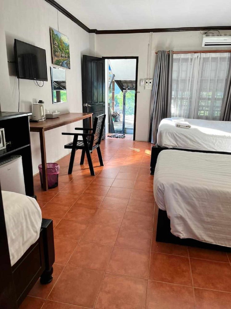 Local Guesthouse view 3