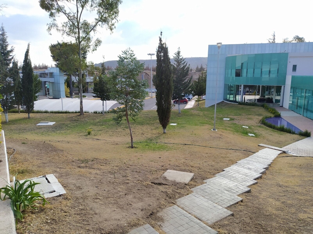 Pachuca Vacations - Hotel Universitario UAEH - Property Image 5