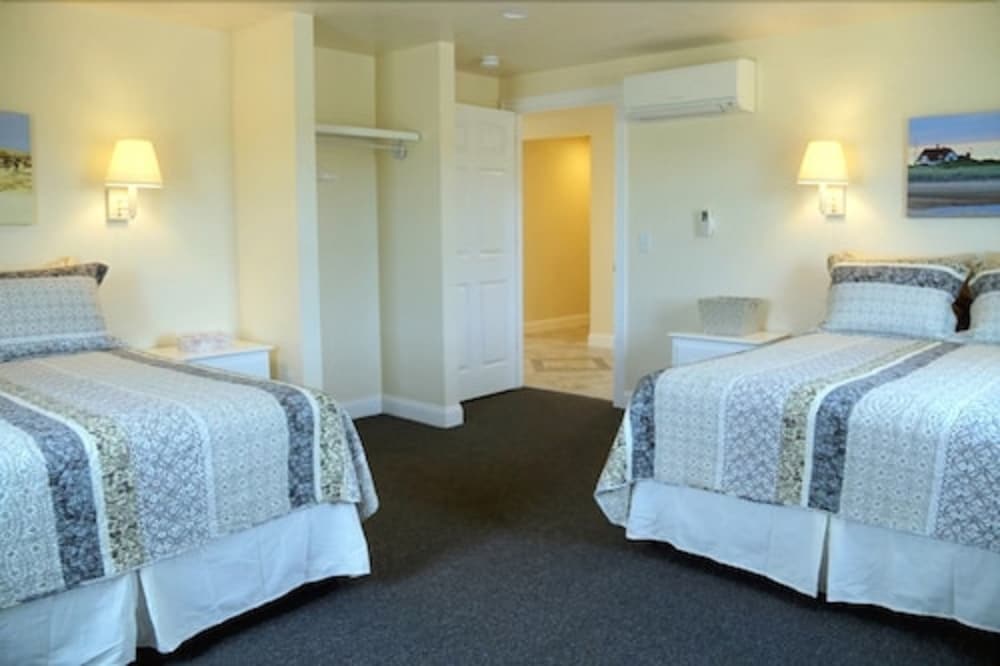Top Mast Resort