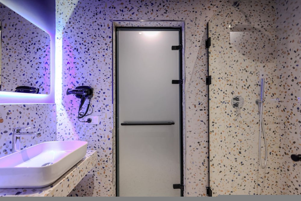 Grandstay Studio 113