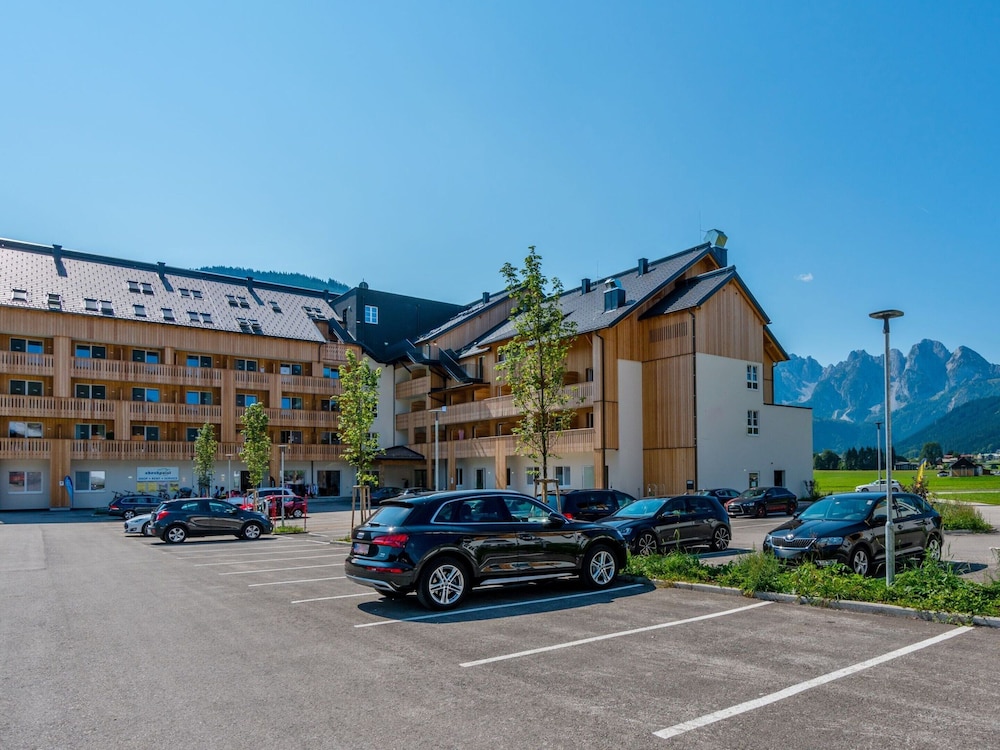 Charming Apartment in Gosau With Shared Sauna