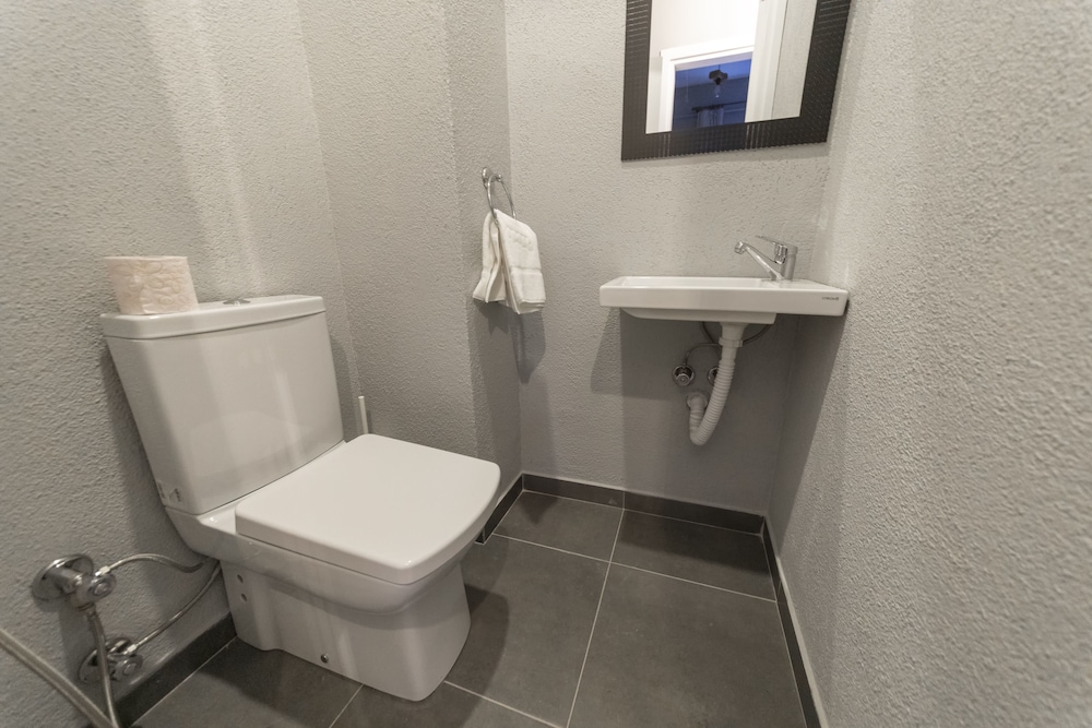 Royal Taksim Süitleri - Image 76