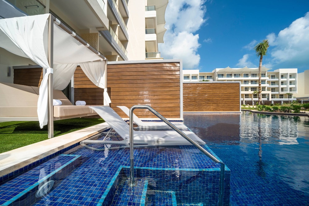 Planet Hollywood Cancun by Royalton, An Autograph Collection All-Inclusive Resort 47