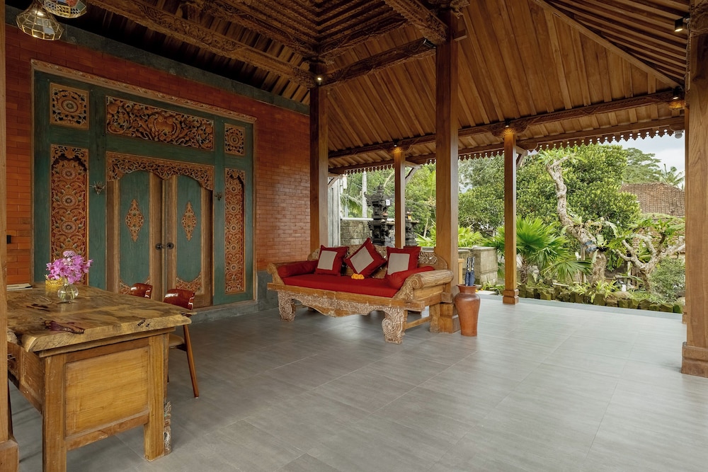 Agrapana Ubud Villa