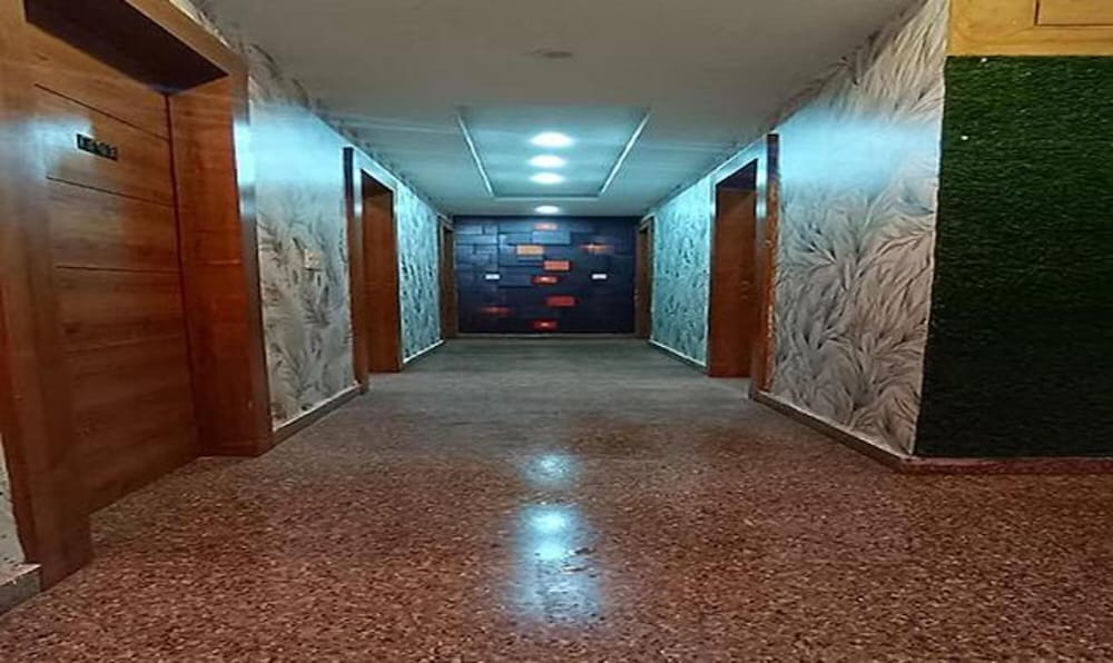 Fabhotel Devi Residency