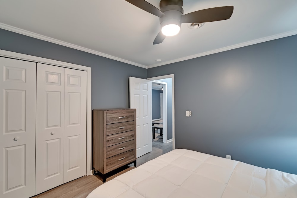 Private Patio: Apt 6 Mi to Cheraw State Park!