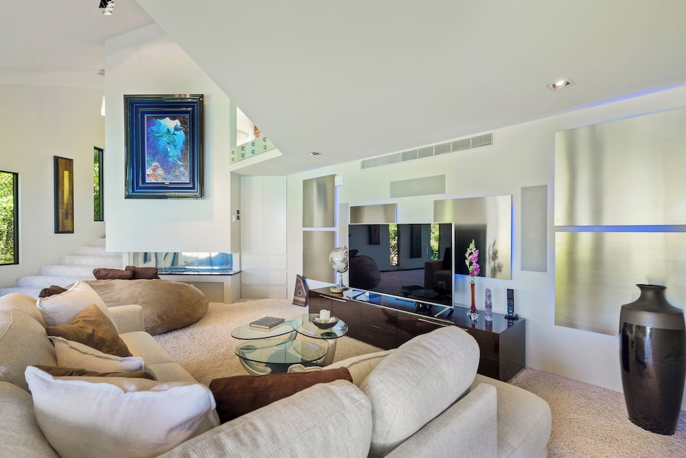 Exclusive Entire Lodge