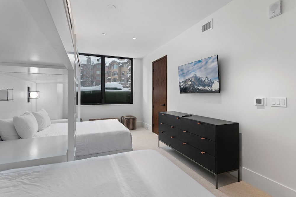 Argent at Deer Valley Resort - Three Bedroom Deluxe #205 3 Condo