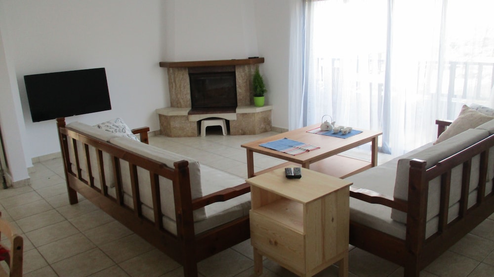 Kosta's House