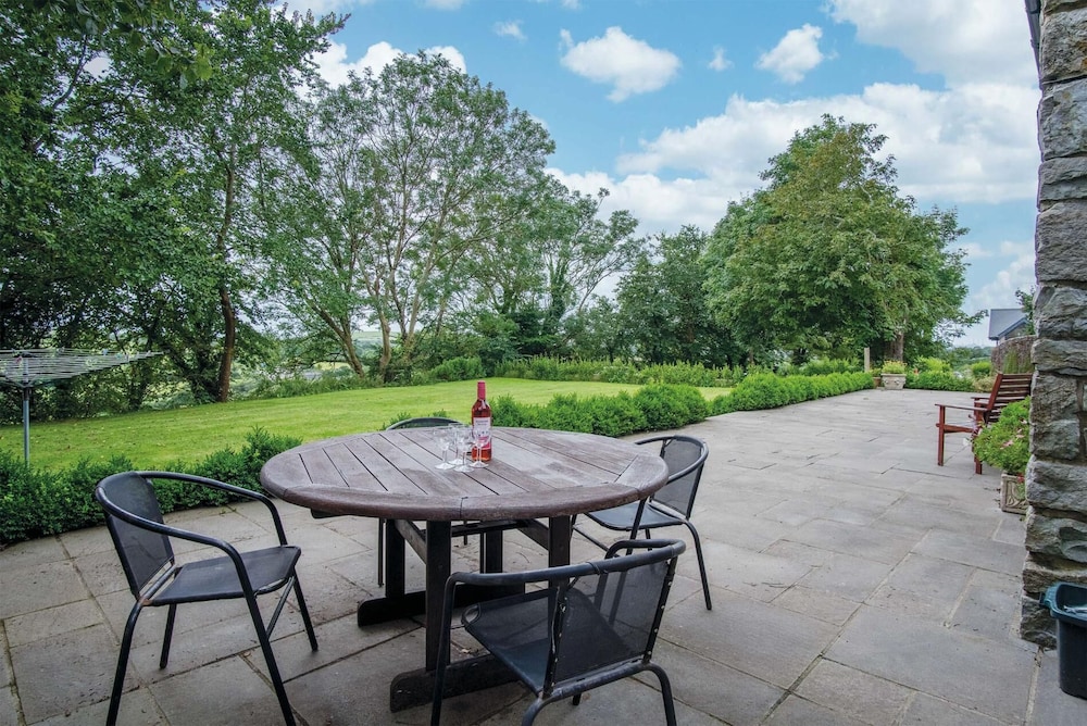 The Stables - 3 Bedroom Cottage - Beavers Hill