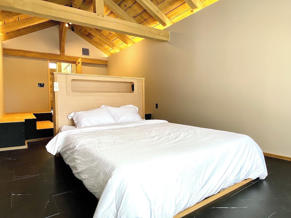 The Arete Hotel
