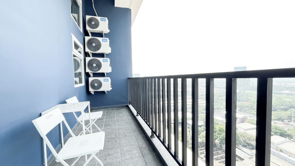 Spacious 3Br At Kingland Avenue Apartment