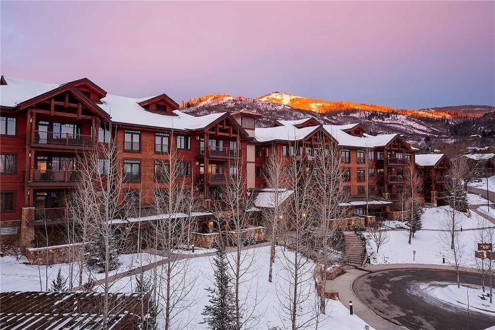 5106 Emerald Lodge, Trappeur's Crossing Apartment 5