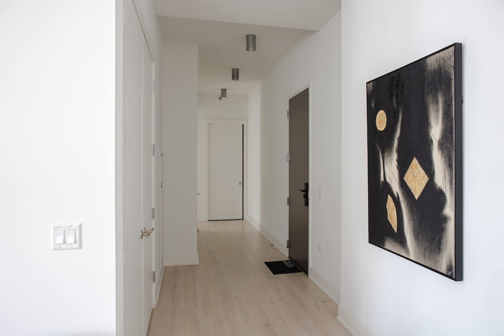The Lyra Luxury Group Getaway - Two Penthouses