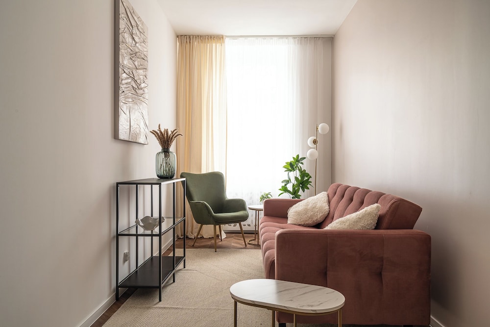 RentPlanet - Apartament Środkowa