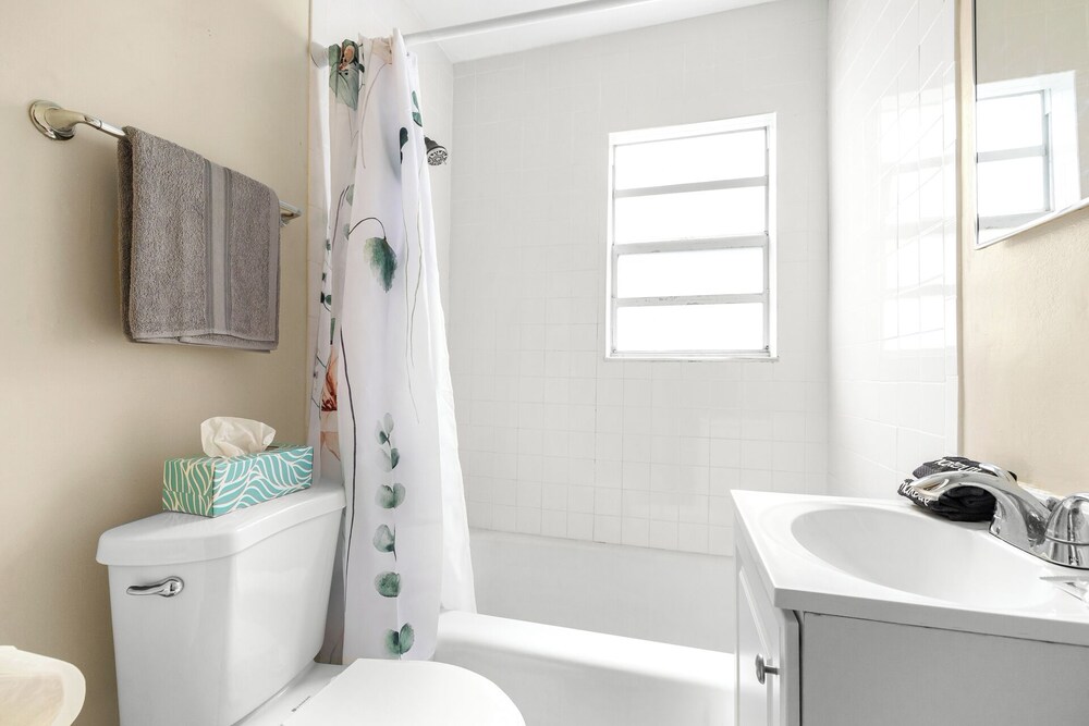 Charming Seminole Heights Getaway