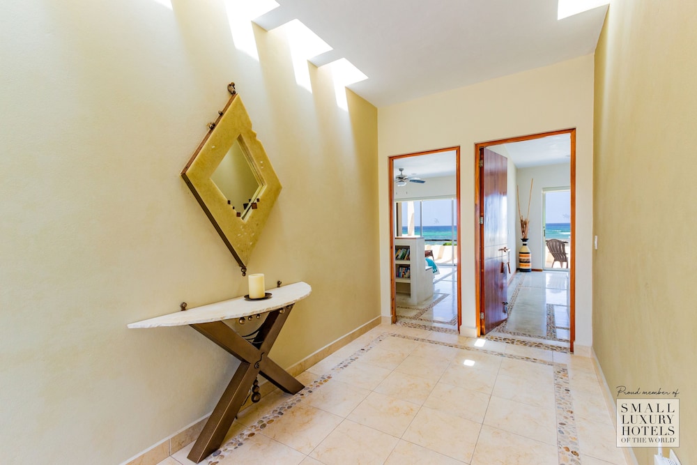Ocean Front Private 3 Bedroom Villa in Akumal view 5