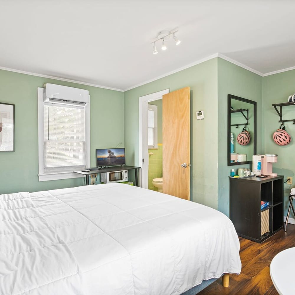 St Augustine Vacations - Classic Charm Retro 1950s Motel in St Augustine - Property Image 3