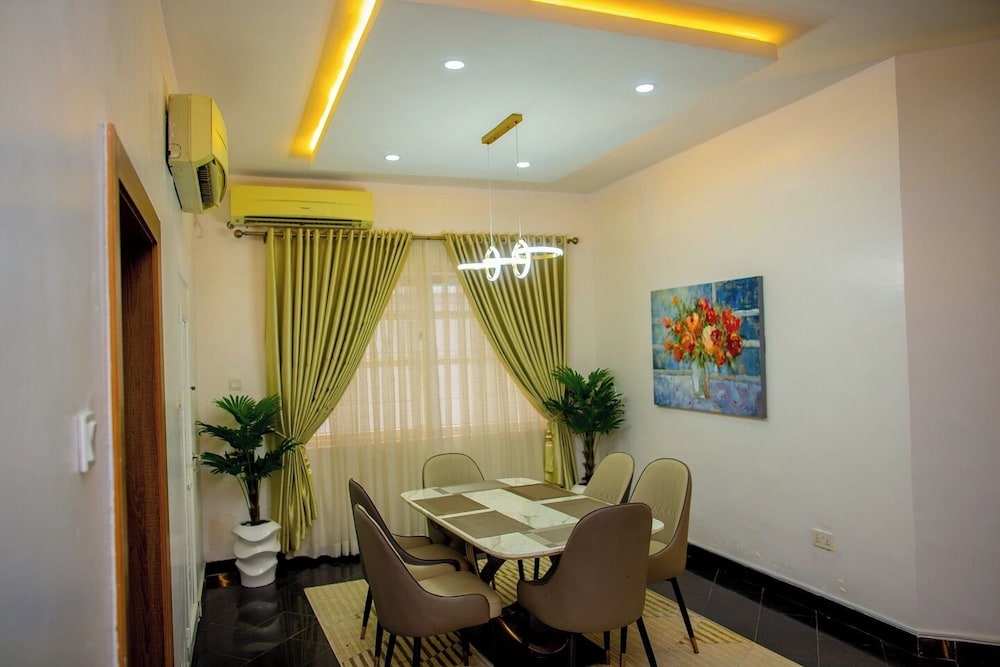 The Bond Apartment
