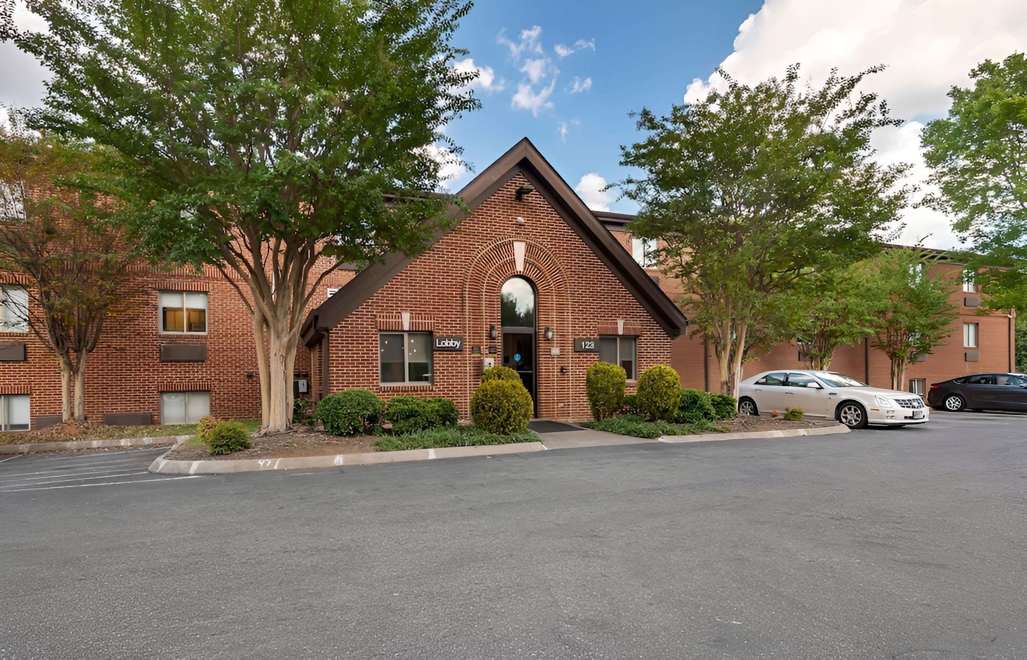 Extended Stay America Select Suites Charlotte University E