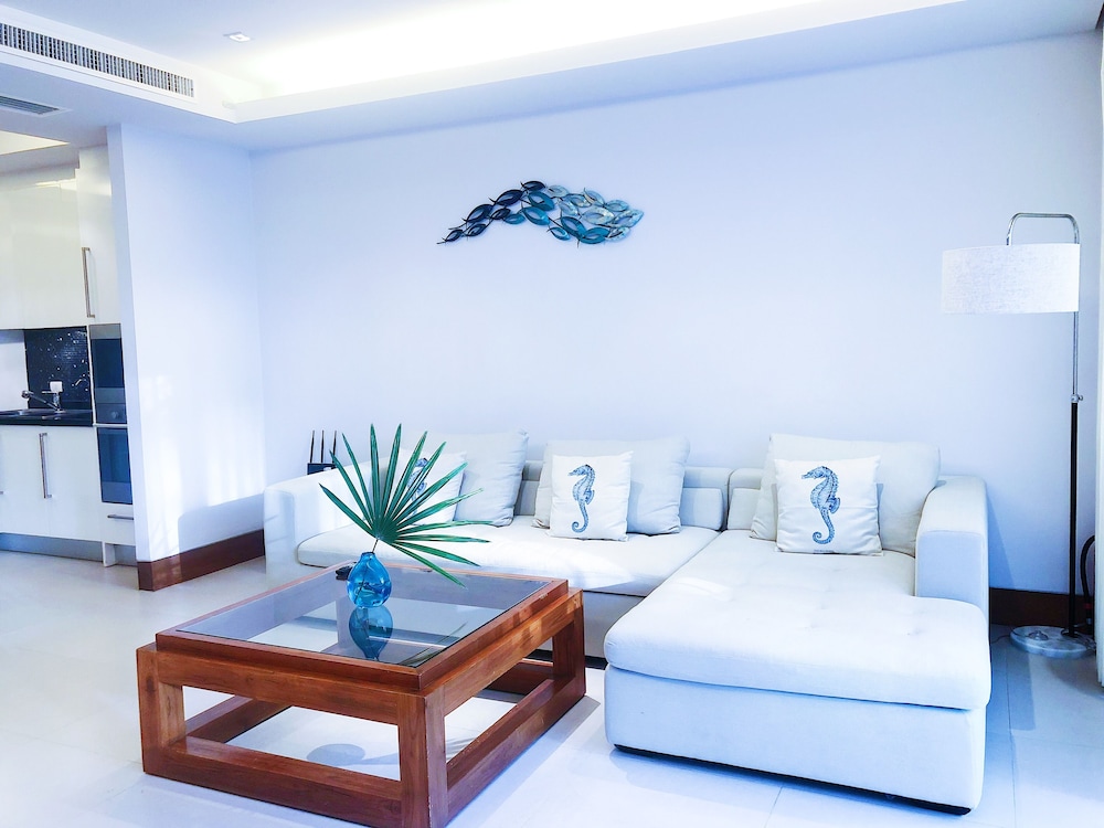 Beachfront 120sqm 2BR With Private Plunge Pool on Stunning Naithon Beach