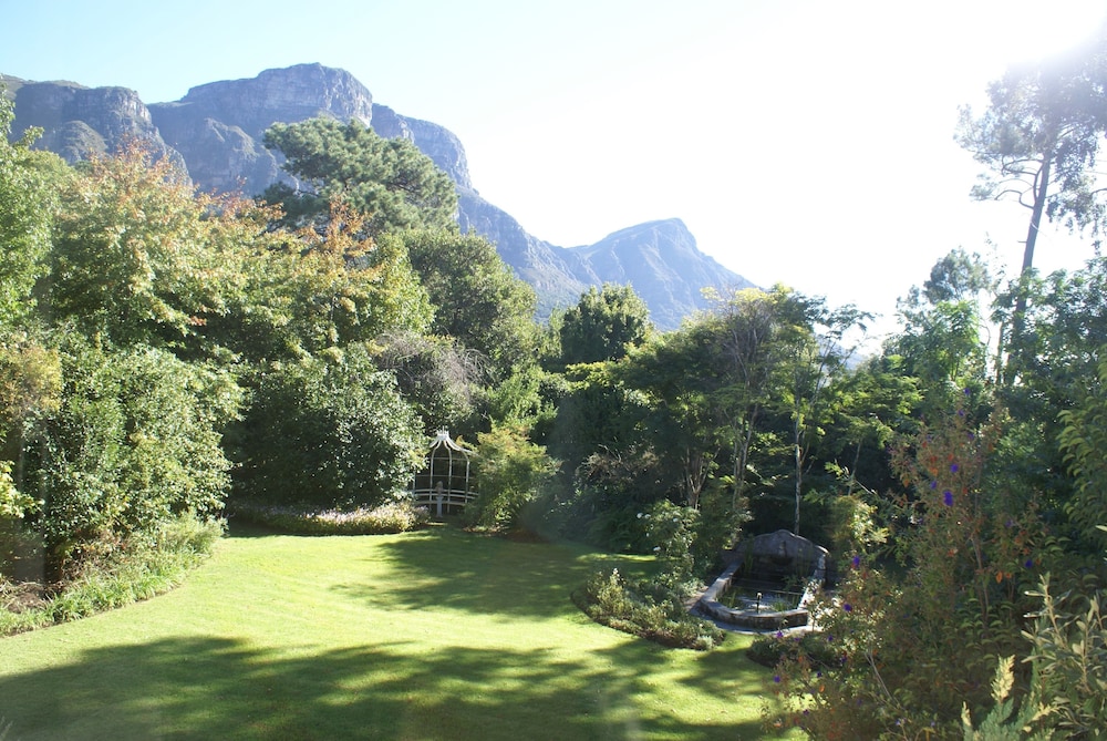Klein Bosheuwel Guest House