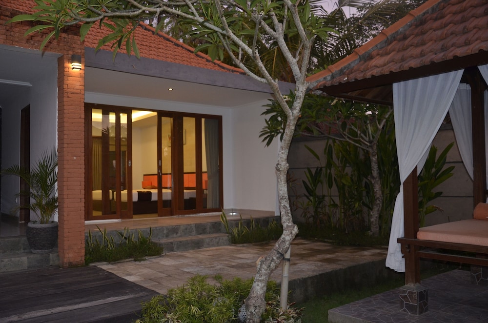 The Cory Villa