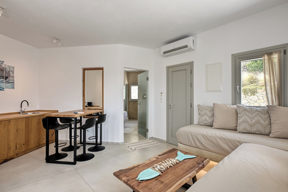 Aloft Suites Mykonos Island