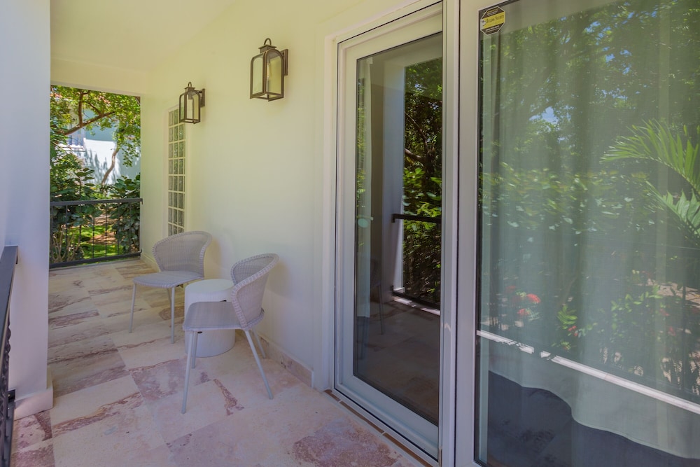 Coral Vista #4 - 50546