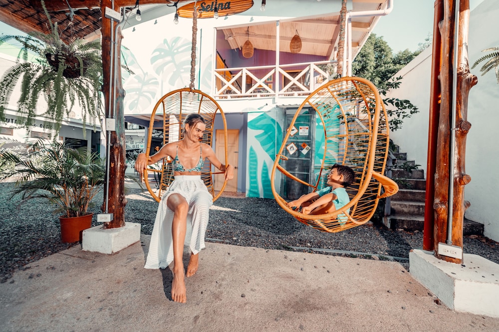 Selina Jaco - Hostel