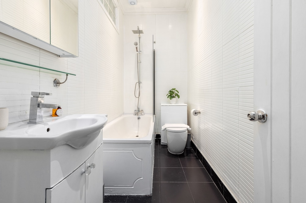 Modern Apartment in Walthamstow