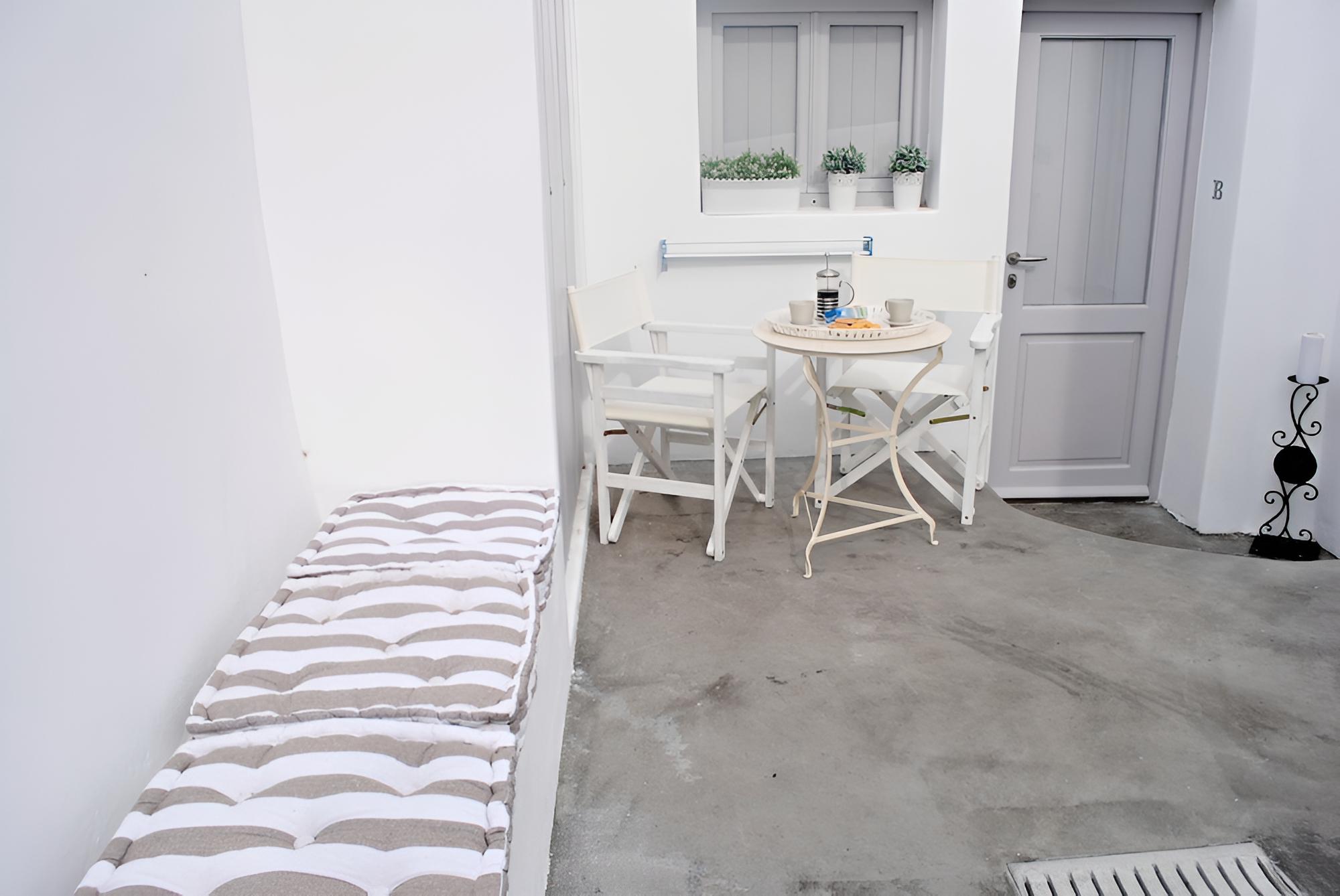 Naftilos Houses