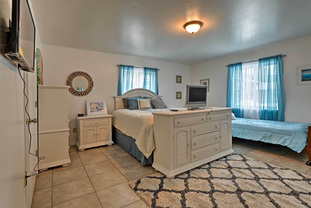 Juneau Vacations - Expansive Getaway  2 Miles to Mendenhall Glacier! - Property Image 33