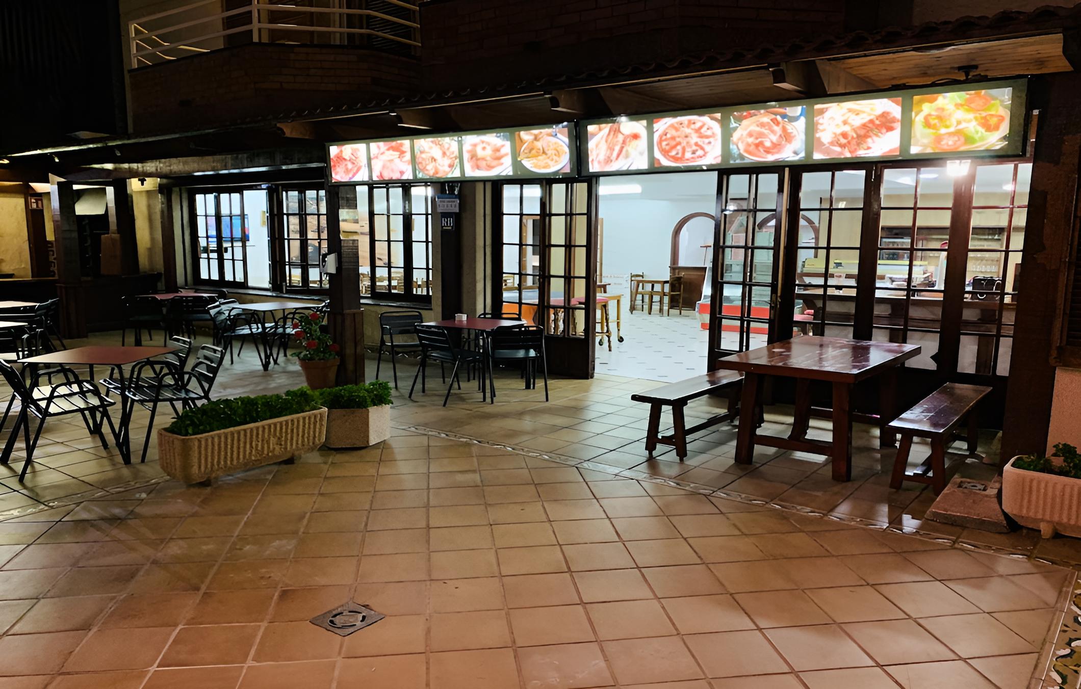 Eva Apartahotel
