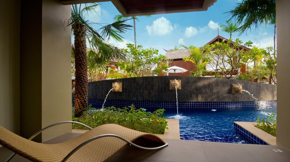 Graceland Khaolak Beach Resort