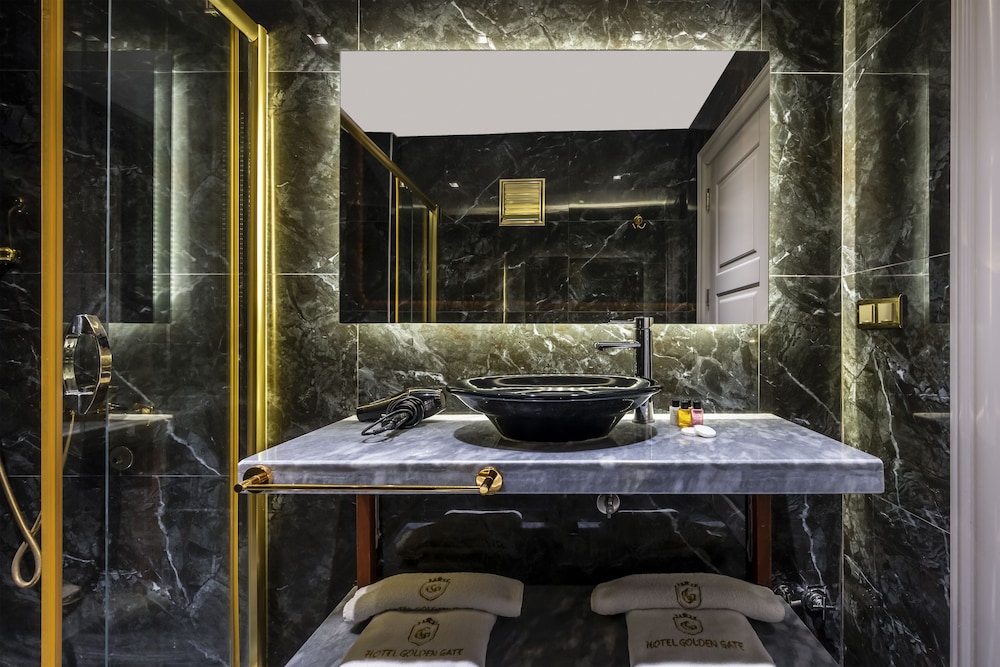 Goldengate Otel - Image 35