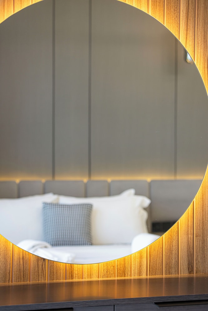 Grande Suites by Hostiva - Burj View