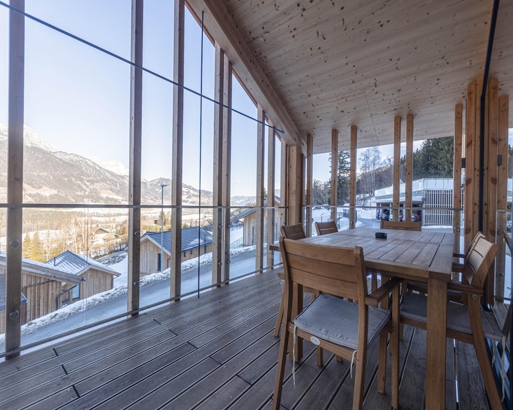 Attractive Chalet on the Slopes