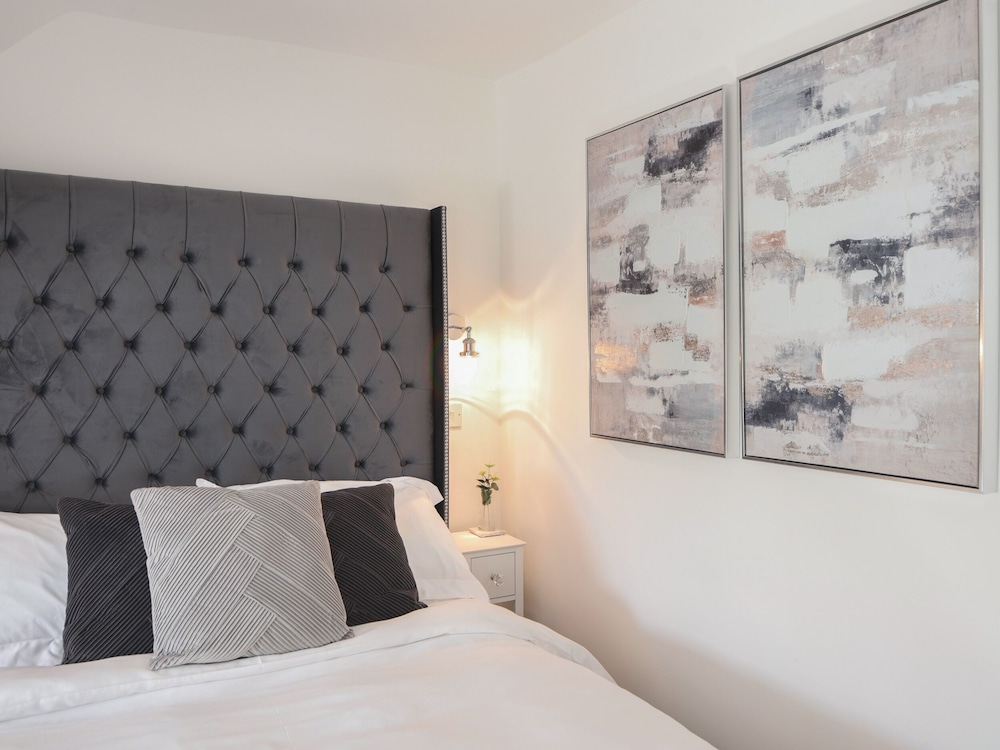 Fore Street House - Apartment 3