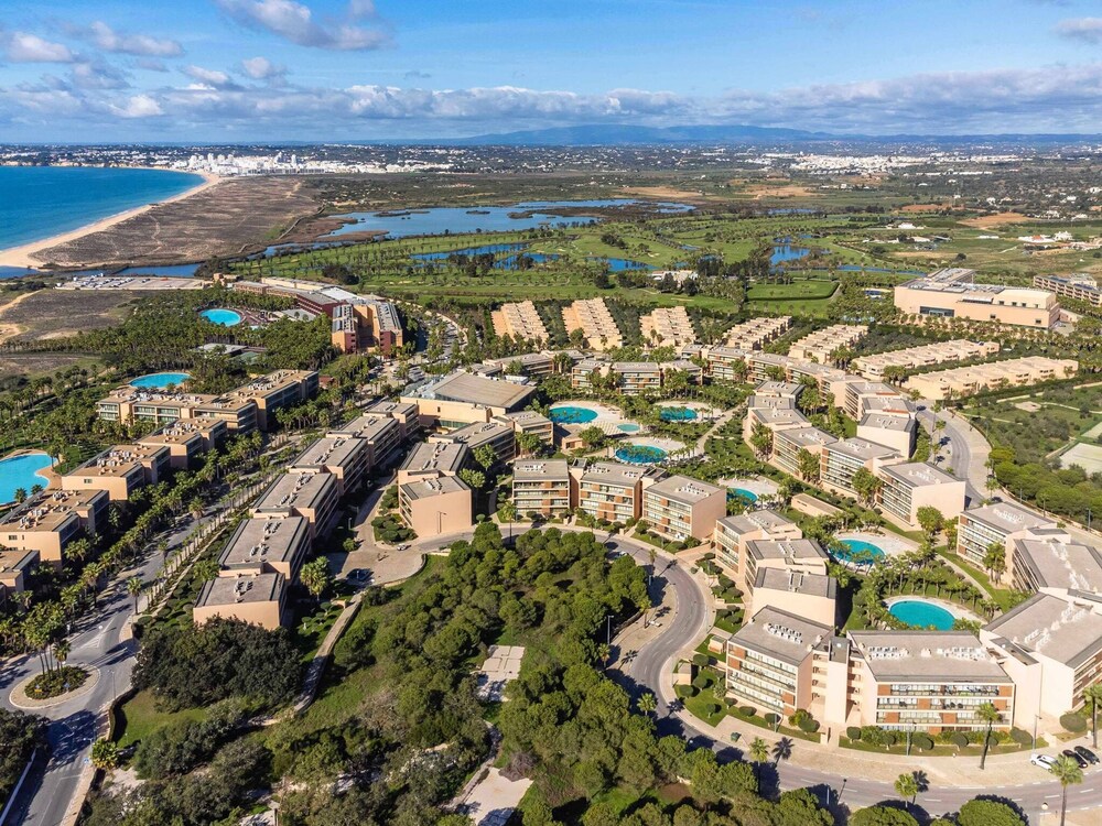 Salgados 1 Bedroom Apartment - 500m da Praia