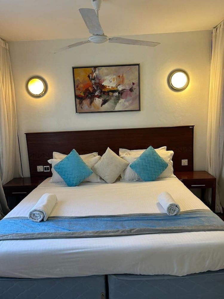 Westlands Villas photo 3