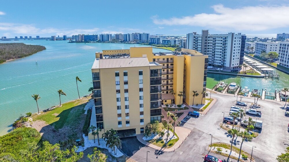 Winward Point Unit 211 2 Bedroom Condo