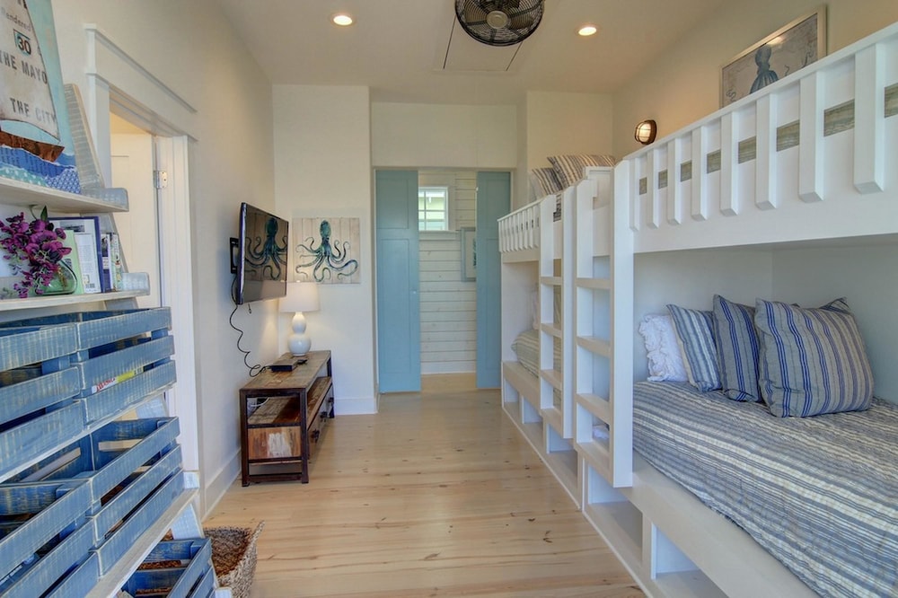 Cinnamon Shore- Sea Change 115 FI view 4