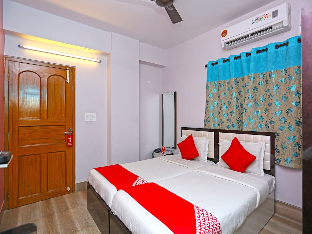 OYO 9718 Apartment near DLF IT Park